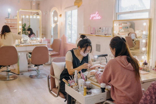R&S Indian Brow Studio Ochota