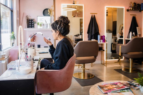Leo Beauty Club