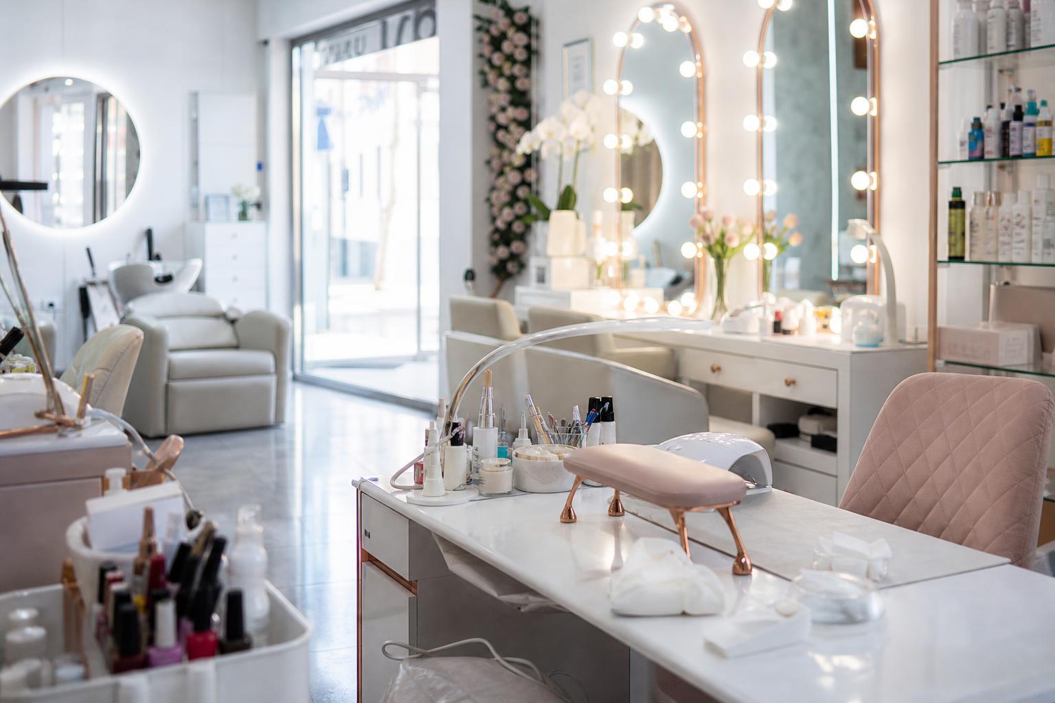 Lumina Nail&Brow Bar