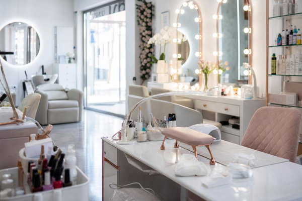 Lumina Nail&Brow Bar