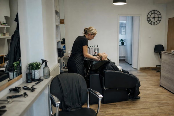 Ozzi Barbershop
