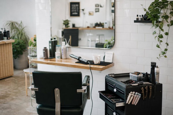 Saffira Salon Włosy i Paznokcie