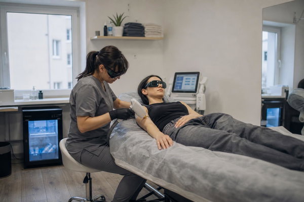 IQLaser