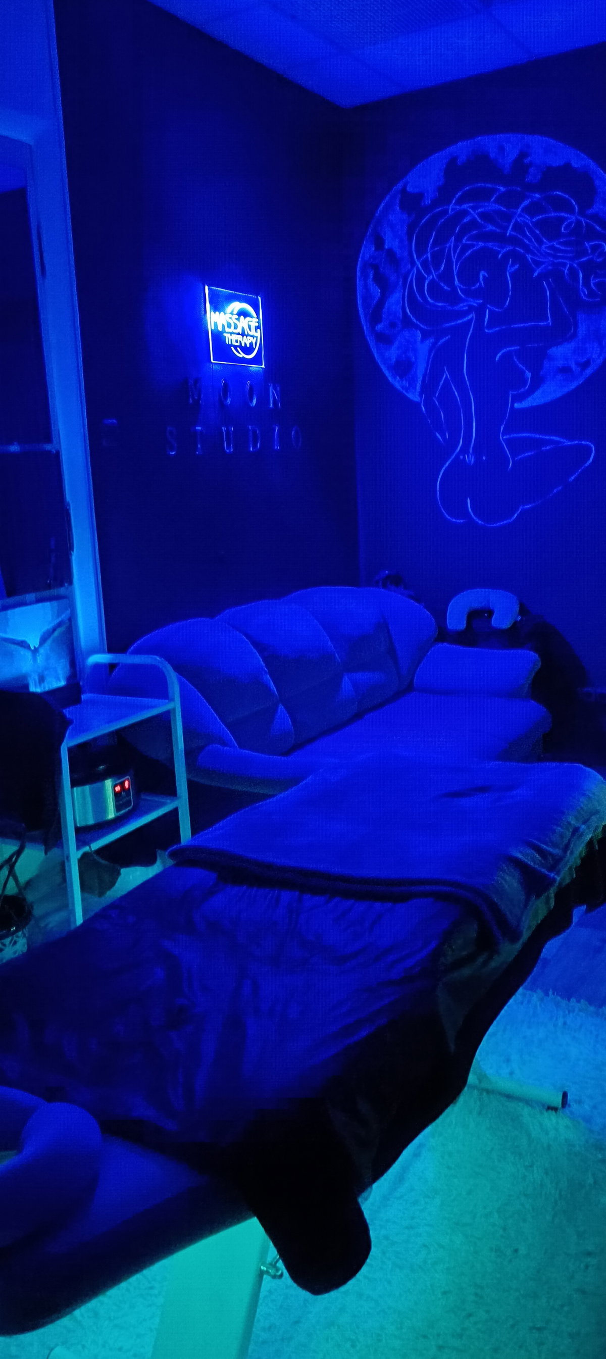 MoonStudio